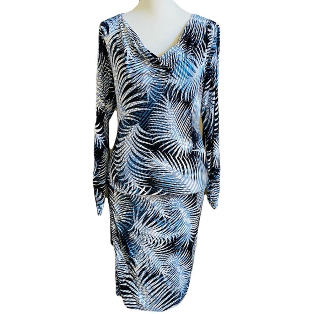 𝅺lily Blue Palm Print 3/4 Length Dress